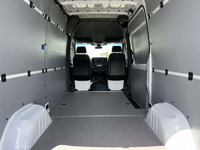 2026 Mercedes-Benz Sprinter 2500 Cargo 144 WB