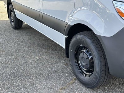 2027 Mercedes-Benz Sprinter 2500 Cargo 144 WB