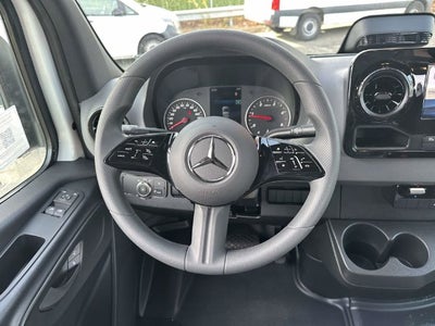 2027 Mercedes-Benz Sprinter 2500 Cargo 144 WB