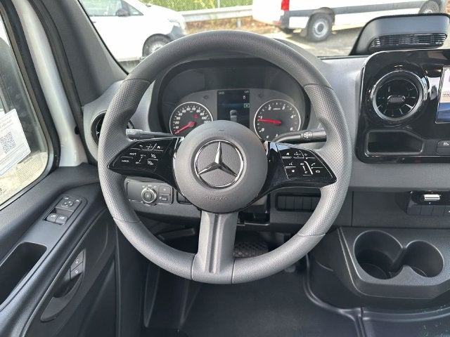 2027 Mercedes-Benz Sprinter 2500 Cargo 144 WB