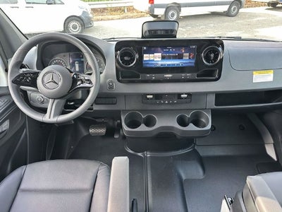 2027 Mercedes-Benz Sprinter 2500 Cargo 144 WB