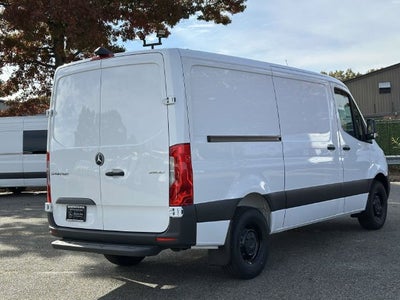 2027 Mercedes-Benz Sprinter 2500 Cargo 144 WB