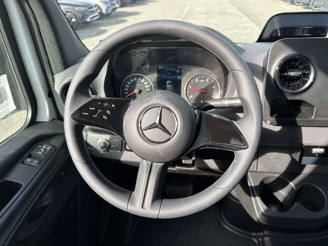 2026 Mercedes-Benz Sprinter 2500 Cargo 144 WB