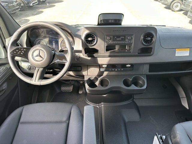 2026 Mercedes-Benz Sprinter 2500 Cargo 144 WB