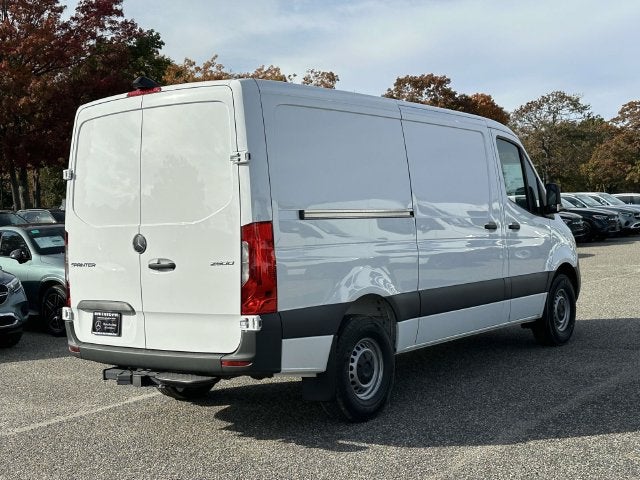 2026 Mercedes-Benz Sprinter 2500 Cargo 144 WB