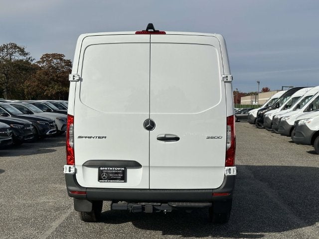 2026 Mercedes-Benz Sprinter 2500 Cargo 144 WB