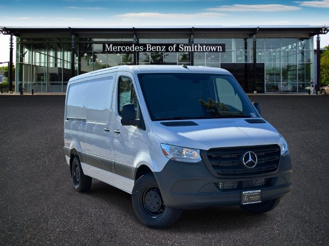 2027 Mercedes-Benz Sprinter 2500 Cargo 144 WB