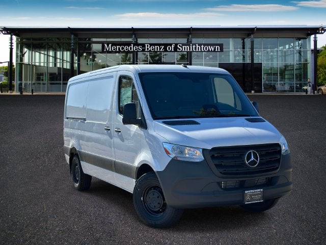 2027 Mercedes-Benz Sprinter 2500 Cargo 144 WB
