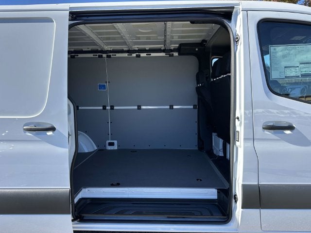 2027 Mercedes-Benz Sprinter 2500 Cargo 144 WB