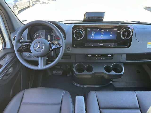 2027 Mercedes-Benz Sprinter 2500 Cargo 144 WB