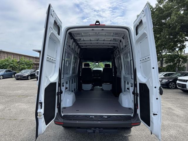 2025 Mercedes-Benz Sprinter 2500 Cargo 144 WB