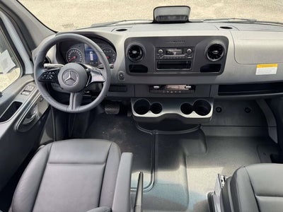 2025 Mercedes-Benz Sprinter 2500 Cargo 144 WB