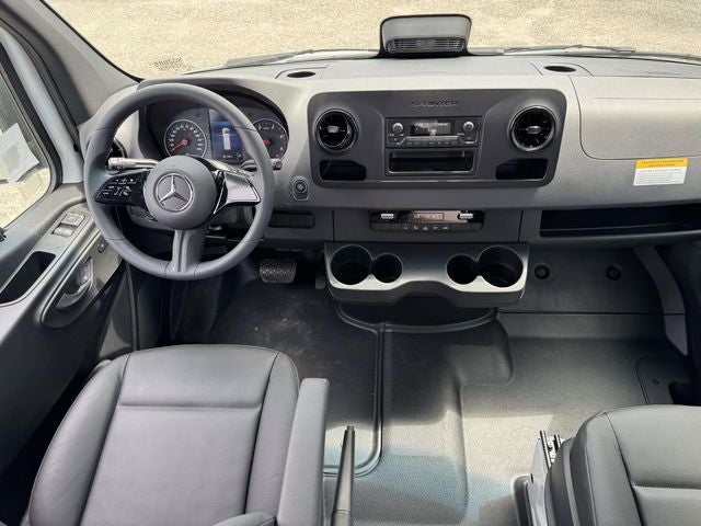 2025 Mercedes-Benz Sprinter 2500 Cargo 144 WB