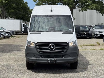 2025 Mercedes-Benz Sprinter 2500 Cargo 144 WB