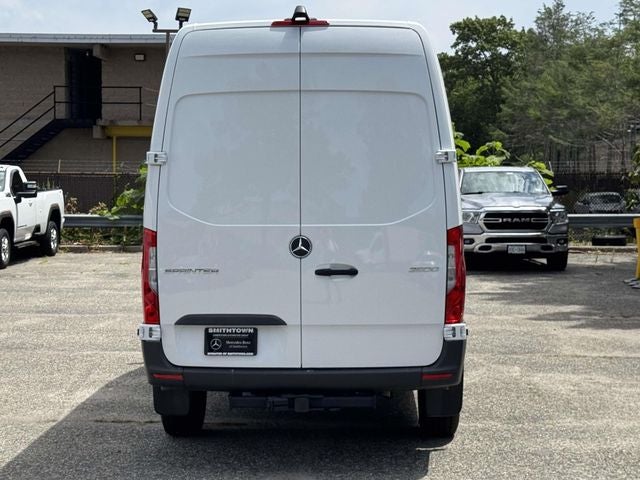 2025 Mercedes-Benz Sprinter 2500 Cargo 144 WB