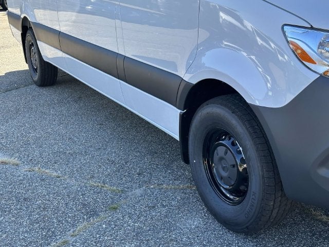 2027 Mercedes-Benz Sprinter 2500 Cargo 170 WB High Roof