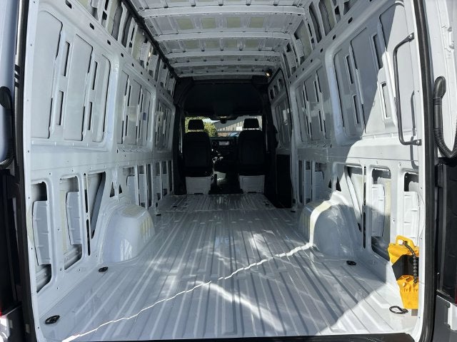 2027 Mercedes-Benz Sprinter 2500 Cargo 170 WB High Roof