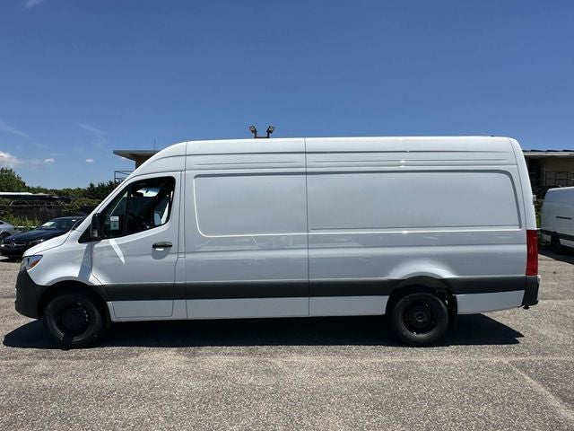 2026 Mercedes-Benz Sprinter 2500 Cargo 170 WB High Roof