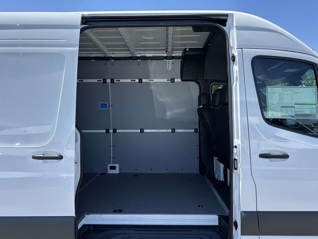2026 Mercedes-Benz Sprinter 2500 Cargo 170 WB High Roof