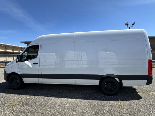 2026 Mercedes-Benz Sprinter 2500 Cargo 170 WB High Roof