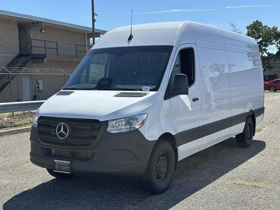 2026 Mercedes-Benz Sprinter 2500 Cargo 170 WB High Roof