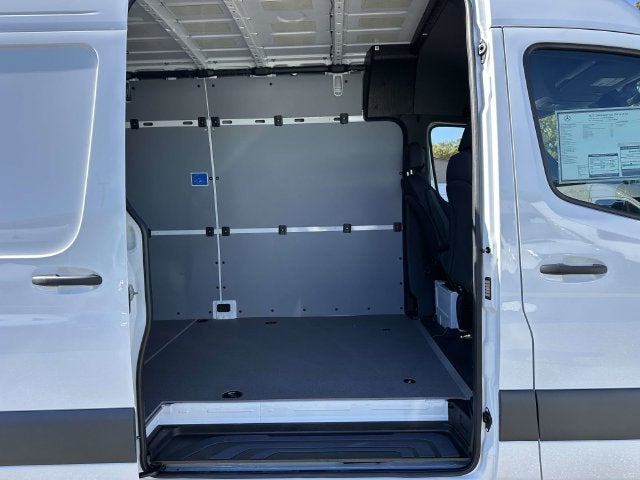2027 Mercedes-Benz Sprinter 2500 Cargo 170 WB High Roof