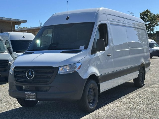 2027 Mercedes-Benz Sprinter 2500 Cargo 170 WB High Roof