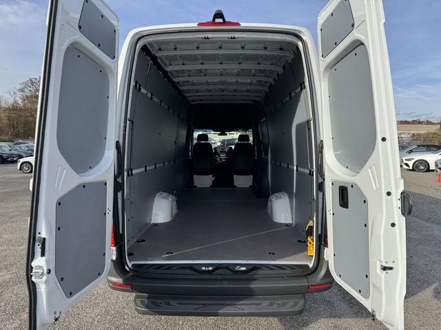 2026 Mercedes-Benz Sprinter 2500 Cargo 170 WB Extended