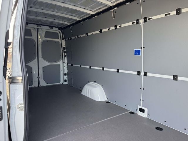 2026 Mercedes-Benz Sprinter 2500 Cargo 170 WB Extended