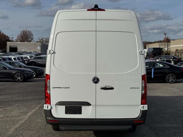 2026 Mercedes-Benz Sprinter 2500 Cargo 170 WB Extended