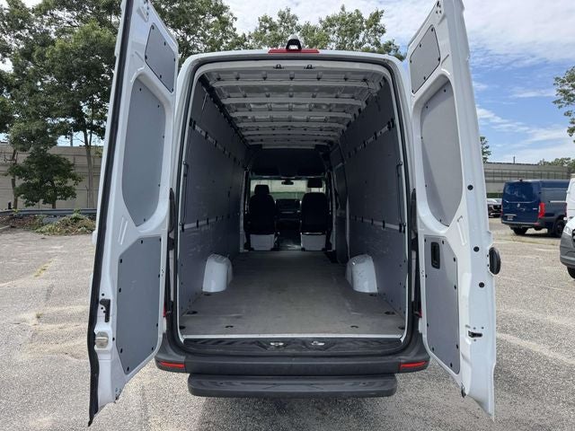 2023 Mercedes-Benz Sprinter 2500 Cargo 170 WB Extended