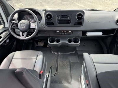 2023 Mercedes-Benz Sprinter 2500 Cargo 170 WB Extended