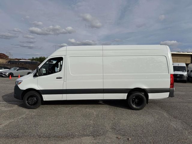 2026 Mercedes-Benz Sprinter 3500XD Cargo 170 WB