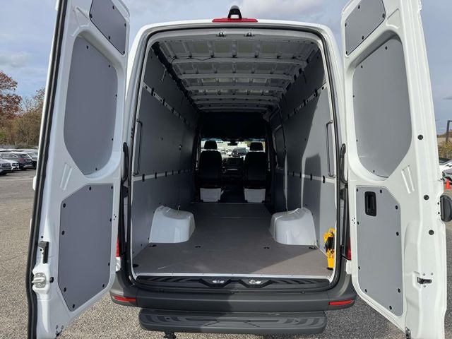 2026 Mercedes-Benz Sprinter 3500XD Cargo 170 WB