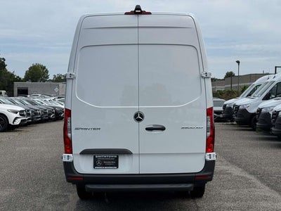 2026 Mercedes-Benz Sprinter 3500XD Cargo 170 WB