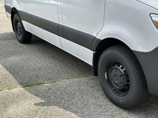 2026 Mercedes-Benz Sprinter 2500 Passenger 144 WB