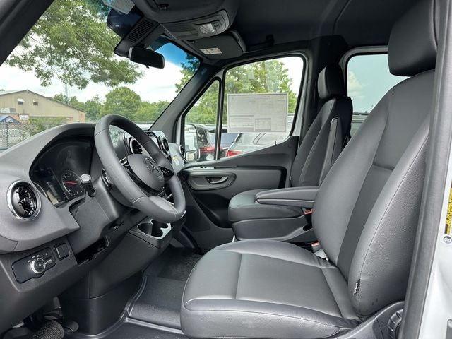 2026 Mercedes-Benz Sprinter 2500 Passenger 144 WB