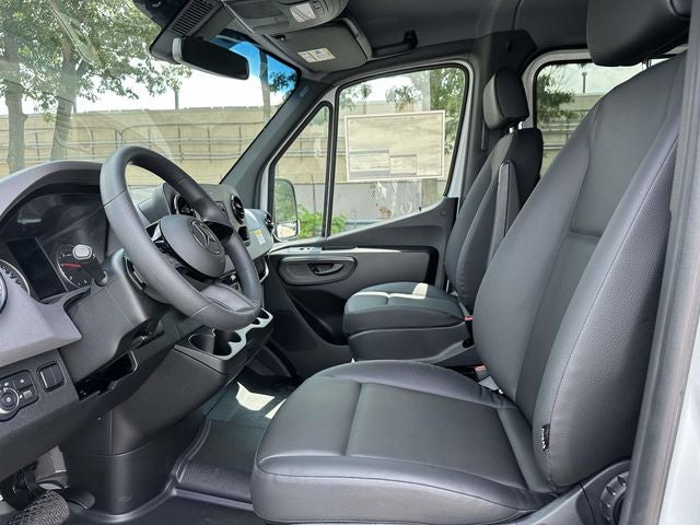 2026 Mercedes-Benz Sprinter 2500 Passenger 144 WB