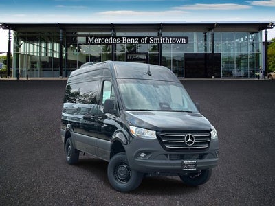 2026 Mercedes-Benz Sprinter 2500 Passenger 144 WB 4MATIC®