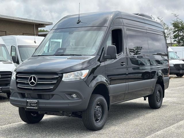 2026 Mercedes-Benz Sprinter 2500 Passenger 144 WB 4MATIC®