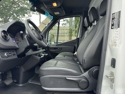 2023 Mercedes-Benz Sprinter 4500 Standard Roof Box Truck - Cube Van