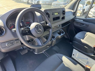 2026 Mercedes-Benz Sprinter 2500 HIGH TOP Base