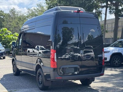 2025 Mercedes-Benz Sprinter 2500 Passenger 144 WB