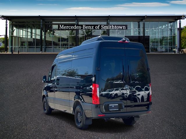 2025 Mercedes-Benz Sprinter 2500 Passenger 144 WB