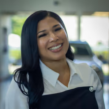 Carmen Reyes - Fluent in Spanish
